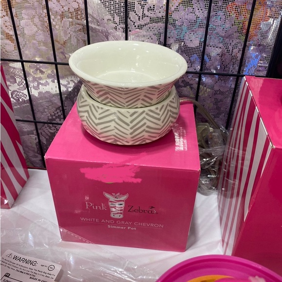 Wax warmer new in box - Picture 1 of 1